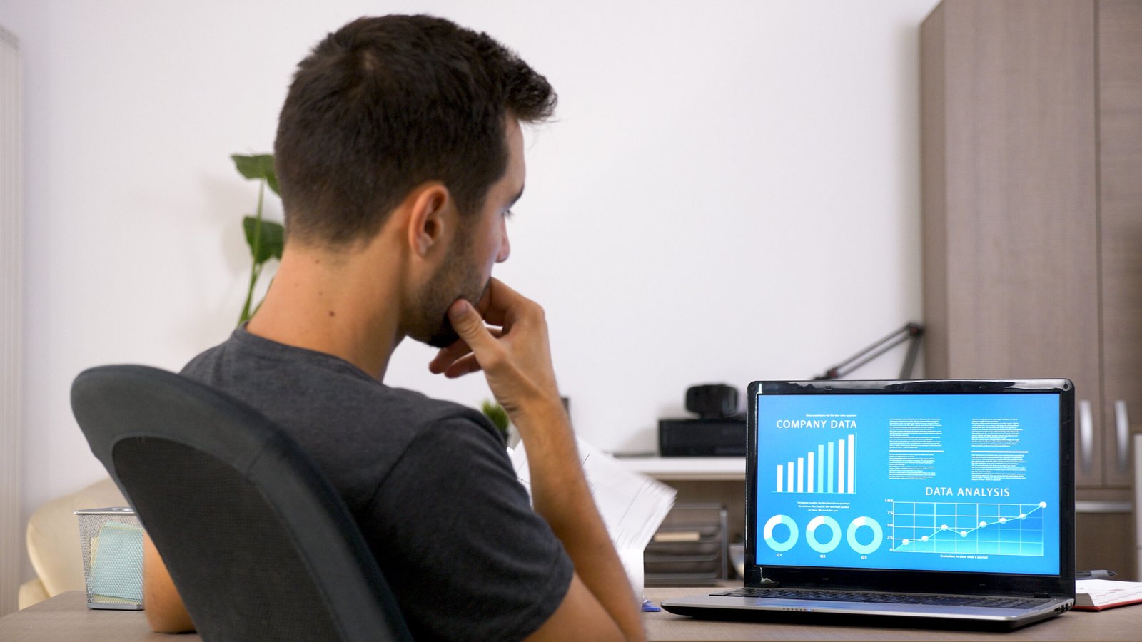 How to Start Digital Marketing With No Experience
